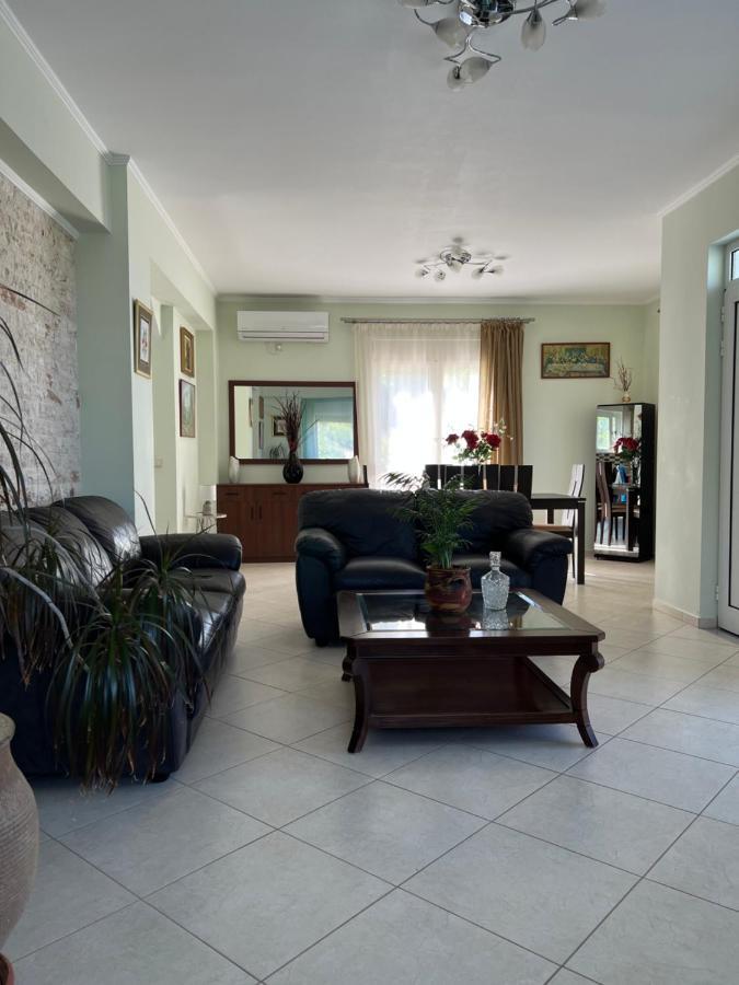 Apartament Eugene *